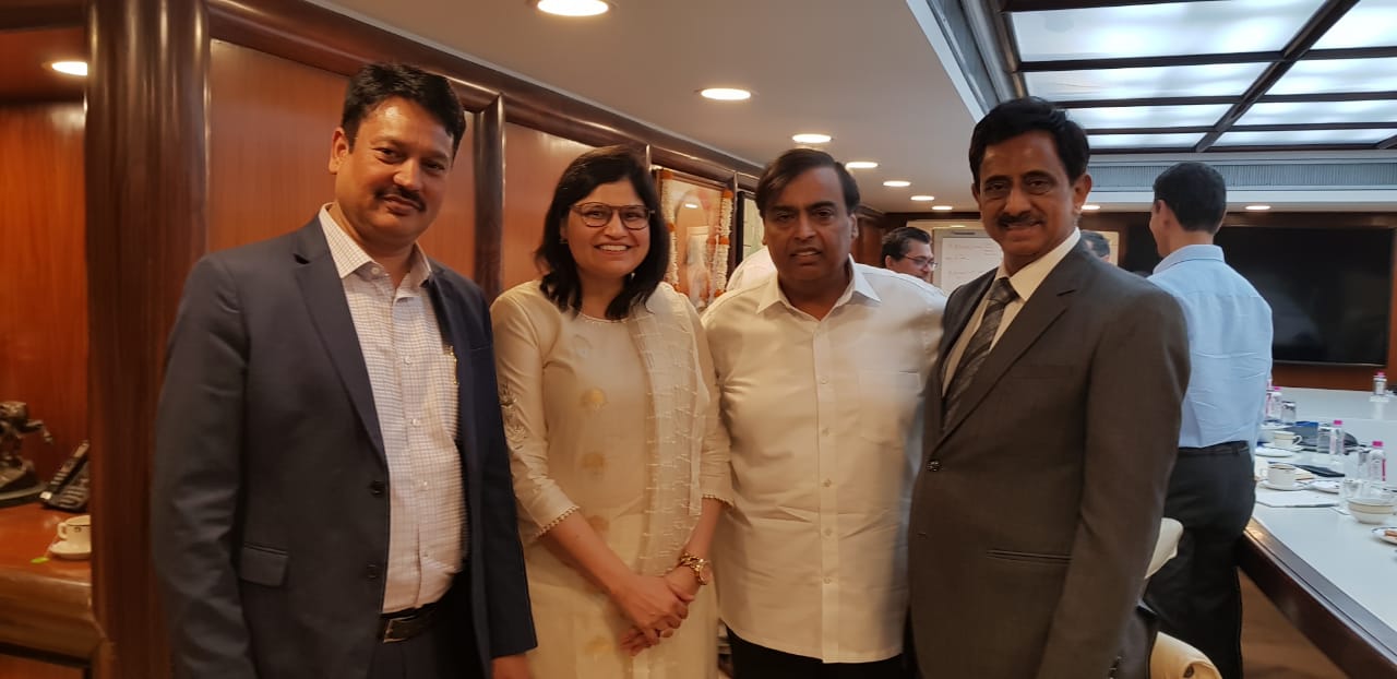 MD-Physician-Dr-Amrita-Verma-with-mr-mukesh-ambani